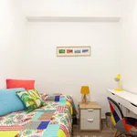 Rent 3 bedroom apartment in Barcelona