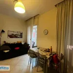 Affitto 2 camera appartamento di 75 m² in Naples