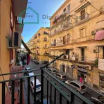 Affitto 3 camera appartamento di 71 m² in Naples