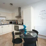 Rent 3 bedroom apartment of 85 m² in Swindon