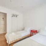 Rent 2 bedroom apartment of 70 m² in lisbon