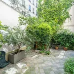 Appartement de 130 m² avec 5 chambre(s) en location à Paris