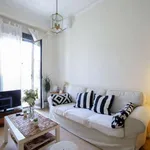 Rent a room of 170 m² in valencia