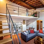 Rent 3 bedroom apartment of 85 m² in Florence