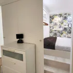 Rent 1 bedroom apartment of 32 m² in lisbon