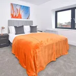 Rent 3 bedroom flat in West Midlands