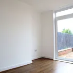 Rent 3 bedroom house in East Midlands