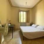 Rent 6 bedroom apartment of 110 m² in Siena