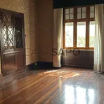 Rent 2 bedroom house of 390 m² in Porto