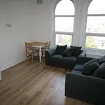 Rent 2 bedroom apartment in Leeds