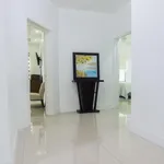 Rent 3 bedroom apartment in Kingston