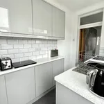 Rent 2 bedroom flat in Yorkshire And The Humber