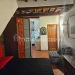 Rent 1 bedroom apartment of 35 m² in Florence