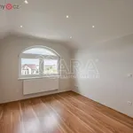 Pronajměte si 5 ložnic/e byt o rozloze 286 m² v Horoměřice