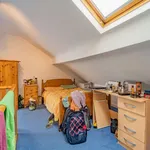 Rent 4 bedroom flat in West Midlands