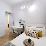 Rent a room in Madrid