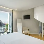 Rent 1 bedroom apartment of 51 m² in Porto