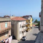 Rent 3 bedroom house of 175 m² in Acquedolci