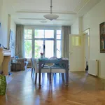 Huur 4 slaapkamer appartement van 226 m² in Den Haag