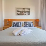 Rent 4 bedroom apartment of 46 m² in Madrid