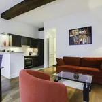 Rent 2 bedroom apartment of 42 m² in Paris