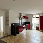 Appartement de 67 m² avec 3 chambre(s) en location à Pézenas