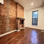 Rent 4 bedroom apartment in Brooklyn