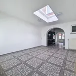 Huur 6 slaapkamer huis van 80 m² in Brussels