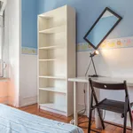 Rent 7 bedroom apartment in Lisbon