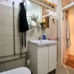 Rent a room of 80 m² in Lisbon