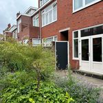 Rent 6 bedroom house of 170 m² in Herewegbuurt