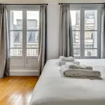 Appartement de 1076 m² avec 2 chambre(s) en location à Paris