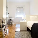 Rent 5 bedroom apartment in Lisbon