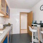 Rent 2 bedroom apartment of 100 m² in lisbon