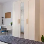 Rent 6 bedroom apartment in Valencia