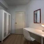 Rent 3 bedroom apartment in Granada