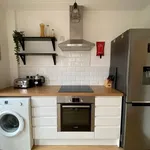 Rent 4 bedroom house in East Midlands