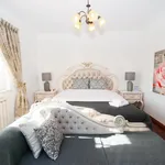 Rent 5 bedroom house in Lisbon