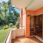 Rent 2 bedroom apartment of 50 m² in Gardone Riviera