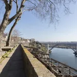 Rent 1 bedroom apartment in Porto