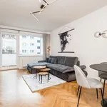 Miete 2 Schlafzimmer wohnung von 753 m² in Berlin