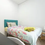 Rent 4 bedroom apartment in Madrid