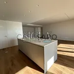 Rent 1 bedroom apartment of 107 m² in Vila Nova de Gaia