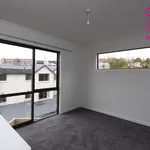 Rent 5 bedroom apartment in Dunedin