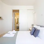 Rent 1 bedroom apartment of 60 m² in Porto