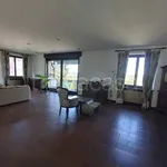 Rent 5 bedroom house of 483 m² in Solbiate Arno