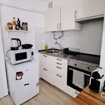 Rent 1 bedroom apartment of 45 m² in lisbon