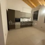 Affitto 3 camera appartamento di 85 m² in Carpi