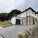 Rent 3 bedroom flat in Calderdale