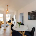 Rent 2 bedroom apartment of 753 m² in Vienna